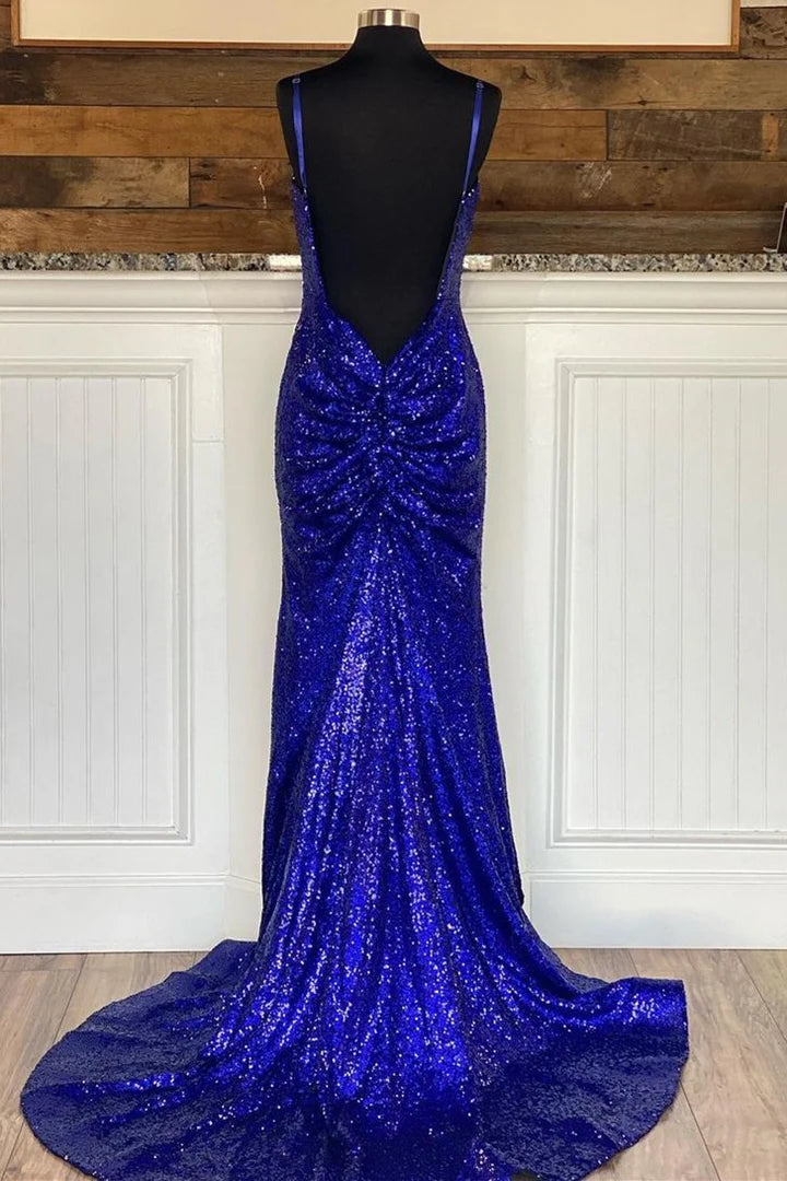 Vestido de fiesta de sirena con espalda descubierta y lentejuelas